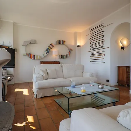 L Attico Di Susanna By Lago Reisen Apartament *
