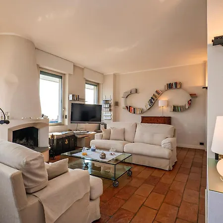 L Attico Di Susanna By Lago Reisen Apartament *