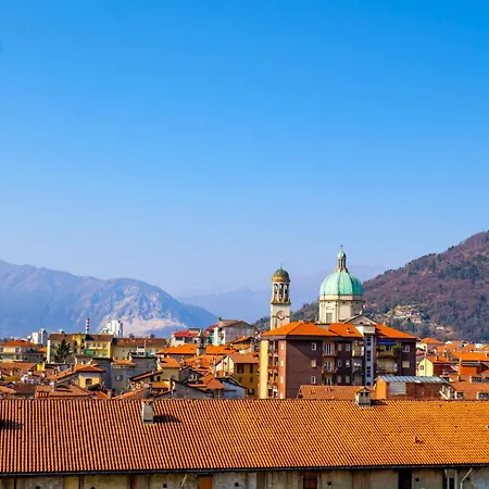 L Attico Di Susanna By Lago Reisen *