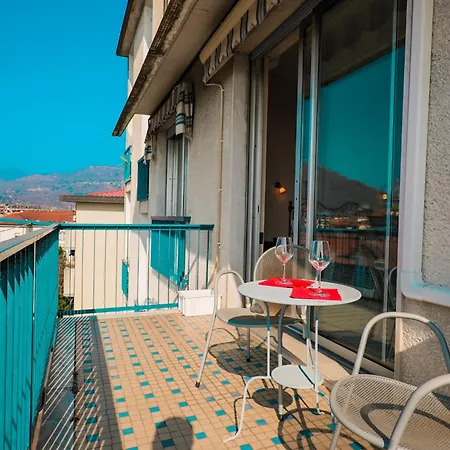 Apartament L Attico Di Susanna By Lago Reisen